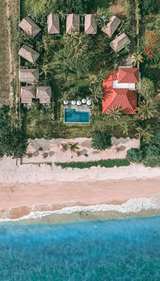 Segara Lombok Beach Resort Селонг Беланак Екстериор снимка