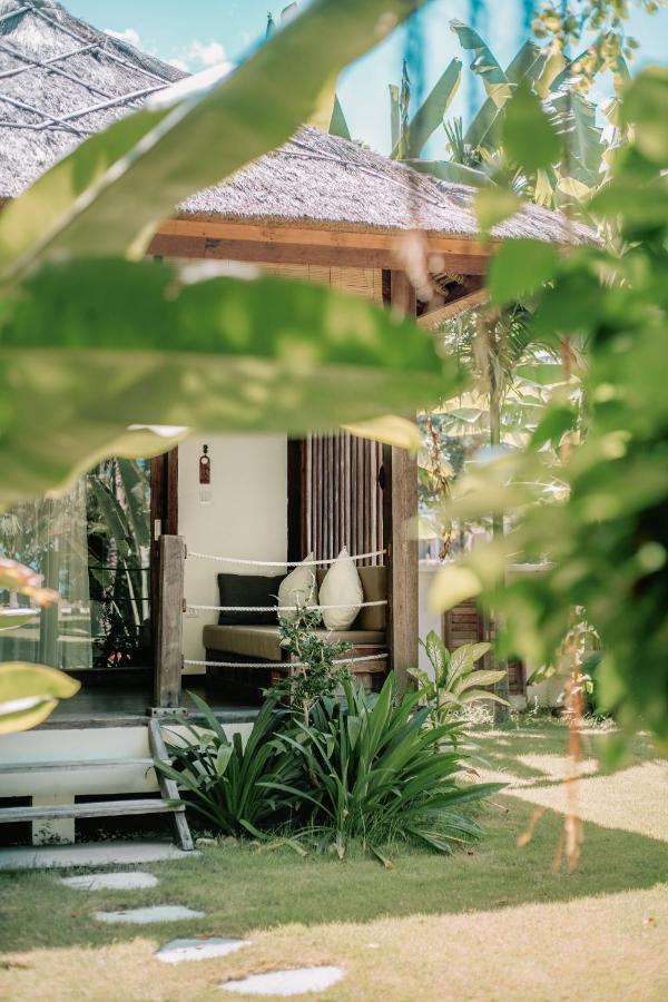 Segara Lombok Beach Resort Селонг Беланак Екстериор снимка
