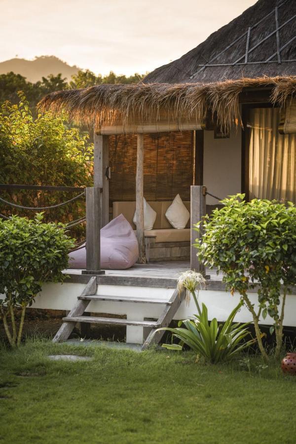 Segara Lombok Beach Resort Селонг Беланак Екстериор снимка
