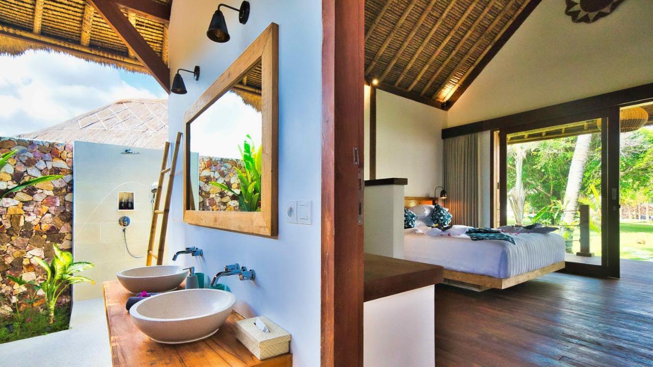 Segara Lombok Beach Resort Селонг Беланак Екстериор снимка