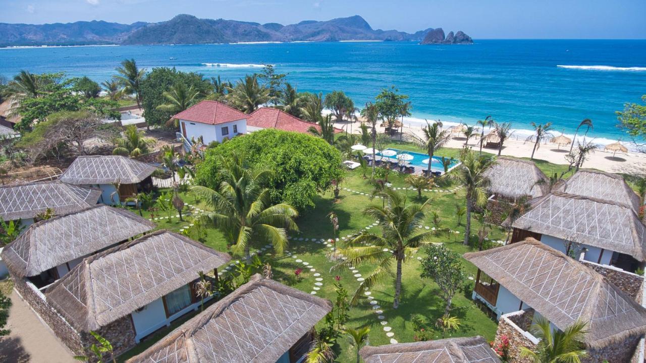 Segara Lombok Beach Resort Селонг Беланак Екстериор снимка