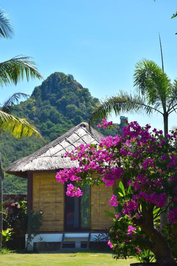Segara Lombok Beach Resort Селонг Беланак Екстериор снимка