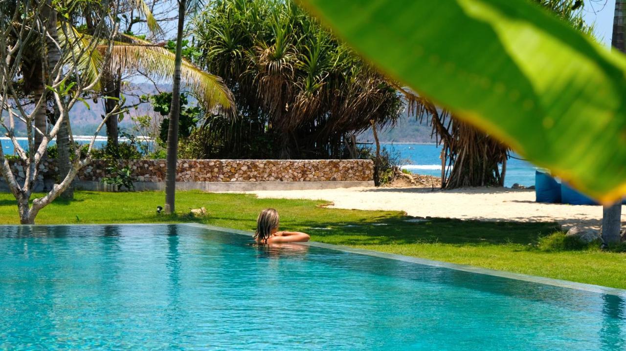 Segara Lombok Beach Resort Селонг Беланак Екстериор снимка