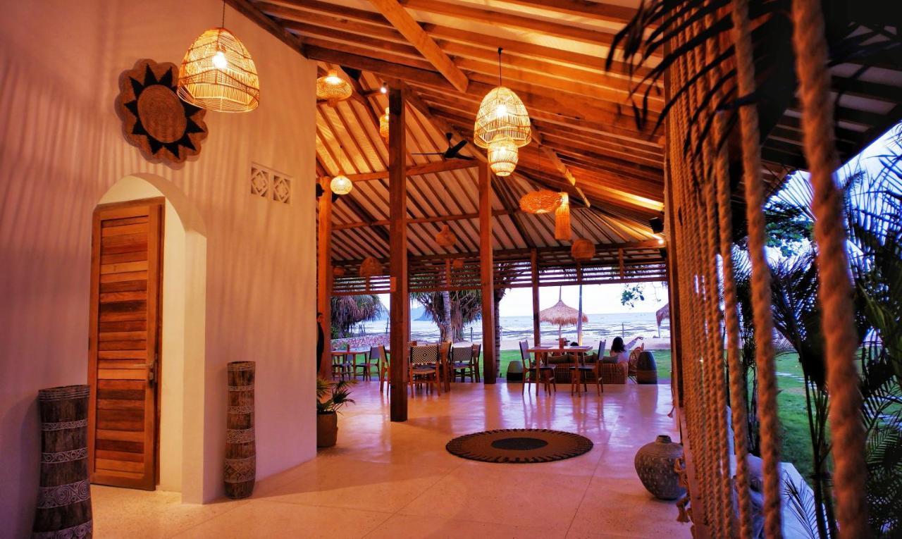 Segara Lombok Beach Resort Селонг Беланак Екстериор снимка
